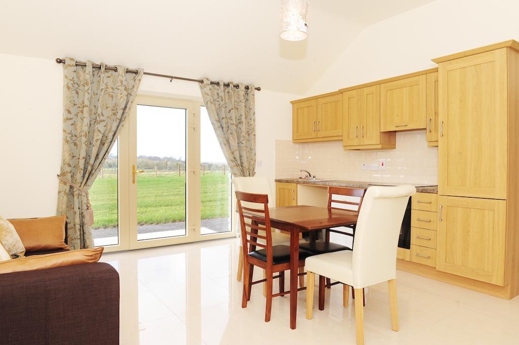 Sheephouse Country Courtyard Guest House Donore  Room photo